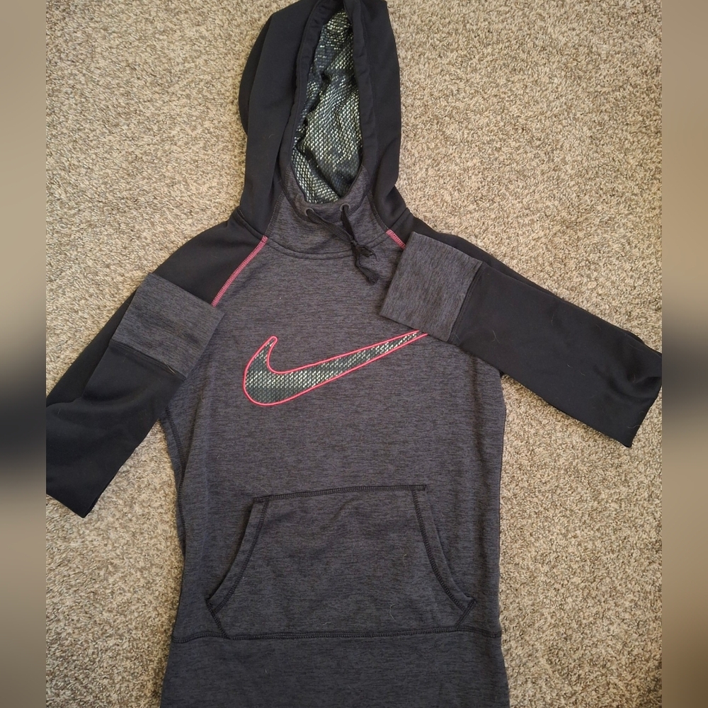 Nike Womans Therma Fit  Charcoal and Black Hoodie